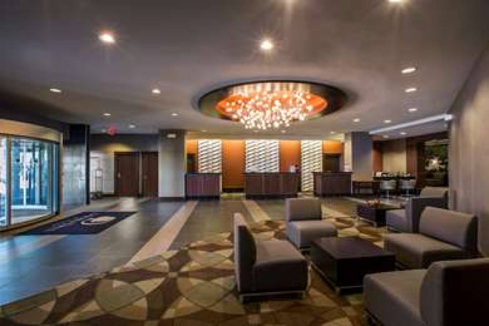 DoubleTree By Hilton Wichita Airport 7