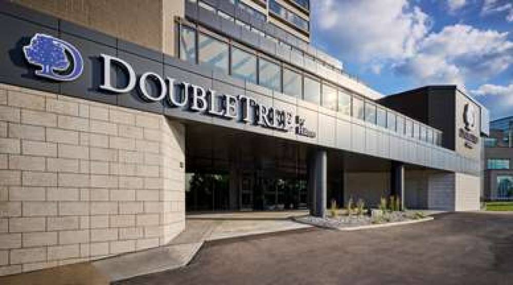 DOUBLETREE BY HILTON WINDSOR 3