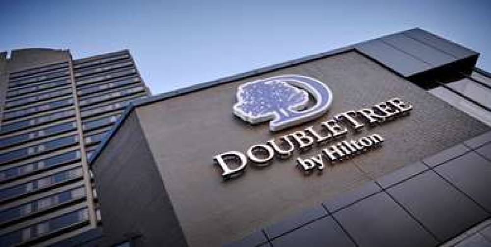 DOUBLETREE BY HILTON WINDSOR 5