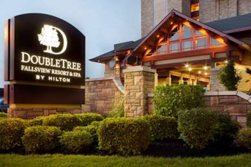 DoubleTree Fallsview Resort &amp; Spa By Hilton - 4