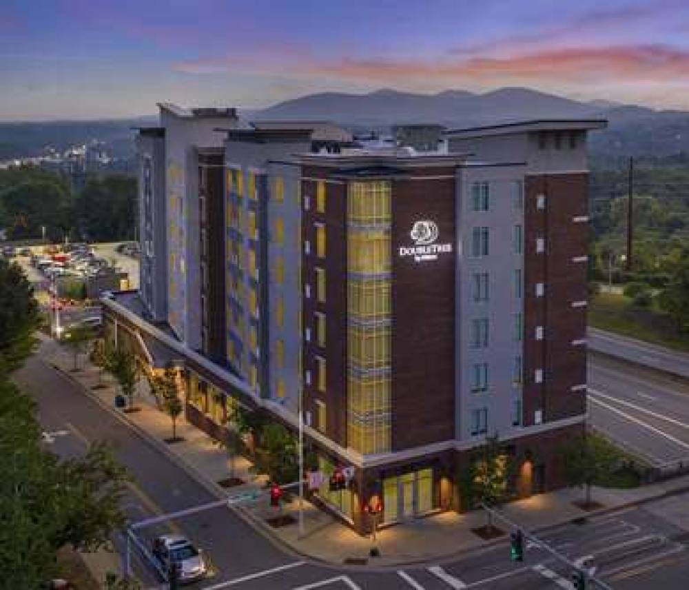 DOUBLETREE HLTN ASHEVILLE DOWNTOWN 2