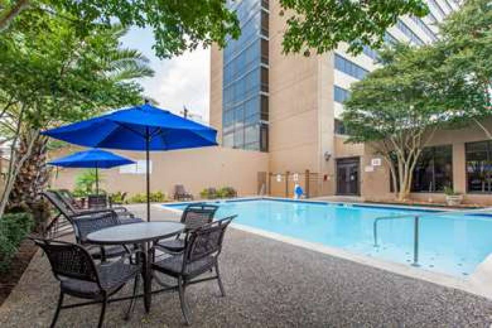 DOUBLETREE HOUSTON MEDICAL CENTER 6