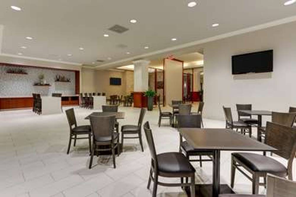 DOUBLETREE ST. LOUIS FOREST PARK 6