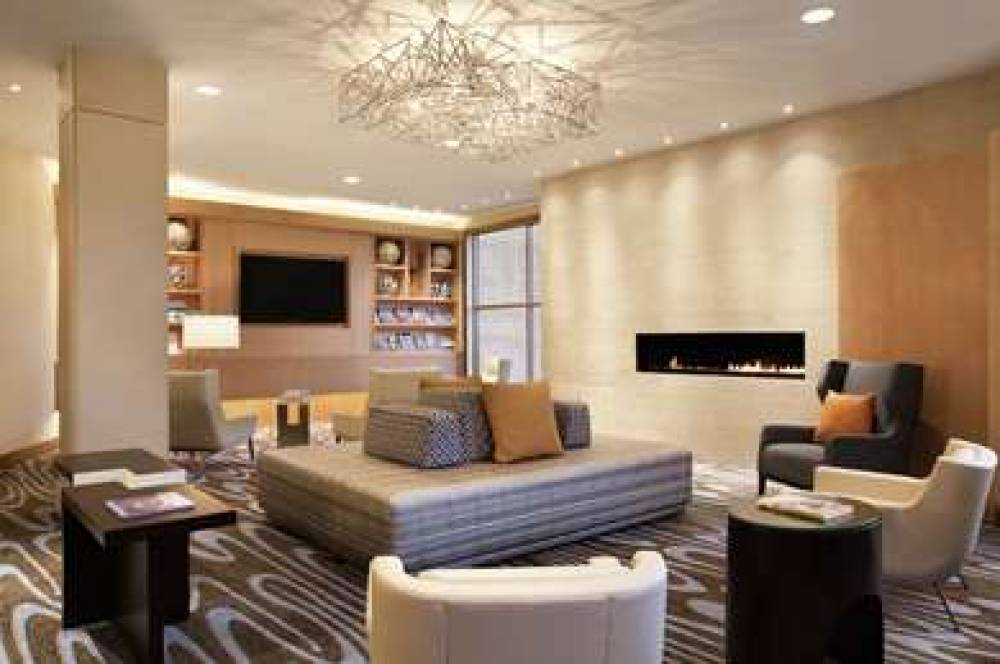 DoubleTree Suites By Hilton Boston - Cambridge 10