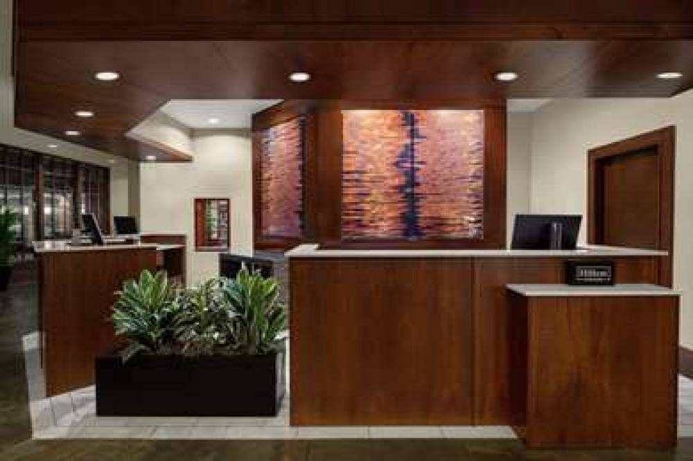 DoubleTree Suites By Hilton Charlotte-Southpark 8