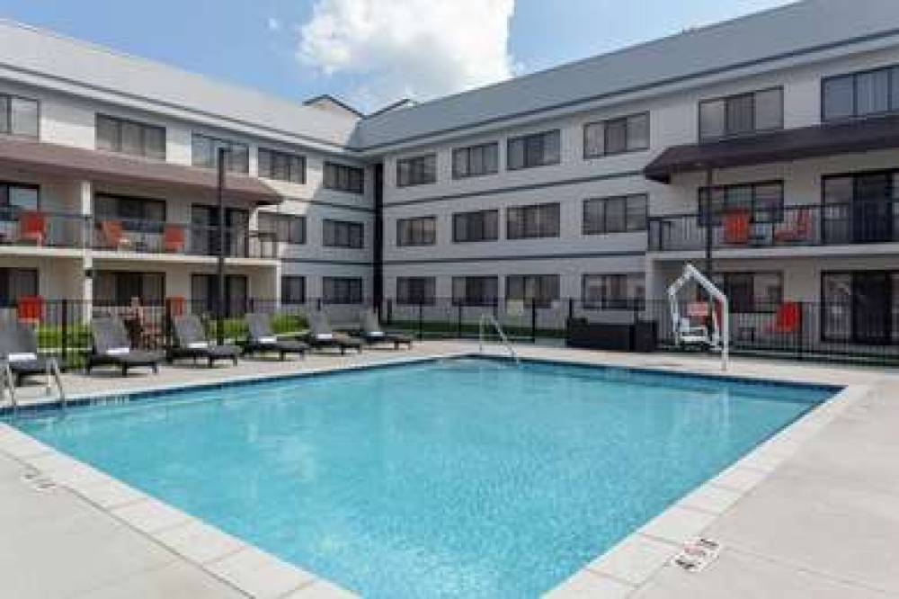 DoubleTree Suites By Hilton Dayton/Miamisburg 9