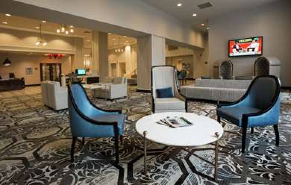 DoubleTree Suites By Hilton Detroit Downtown - Fo 8