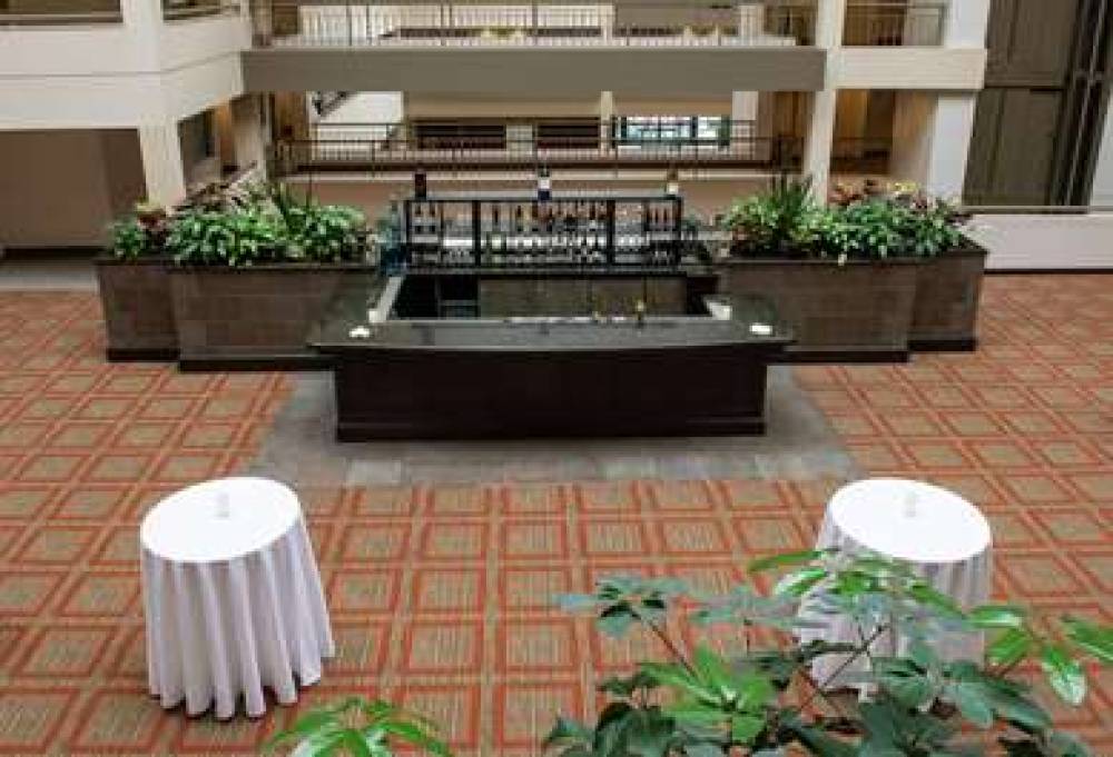 DoubleTree Suites By Hilton Philadelphia West 9