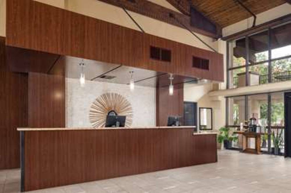 DOUBLETREE SUITES BY HILTON TUCSON 8