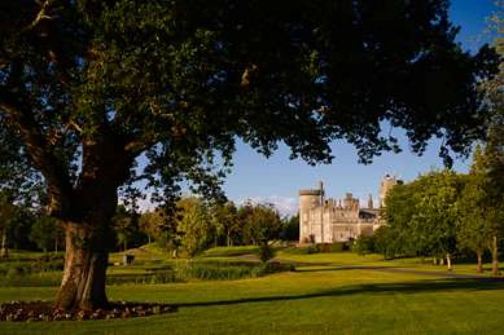 DROMOLAND CASTLE 1