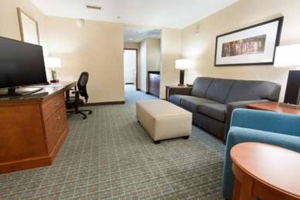 DRURY INN AND SUITES BURLINGTON 9