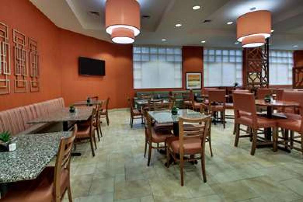 Drury Inn And Suites Charlotte Northlake 8