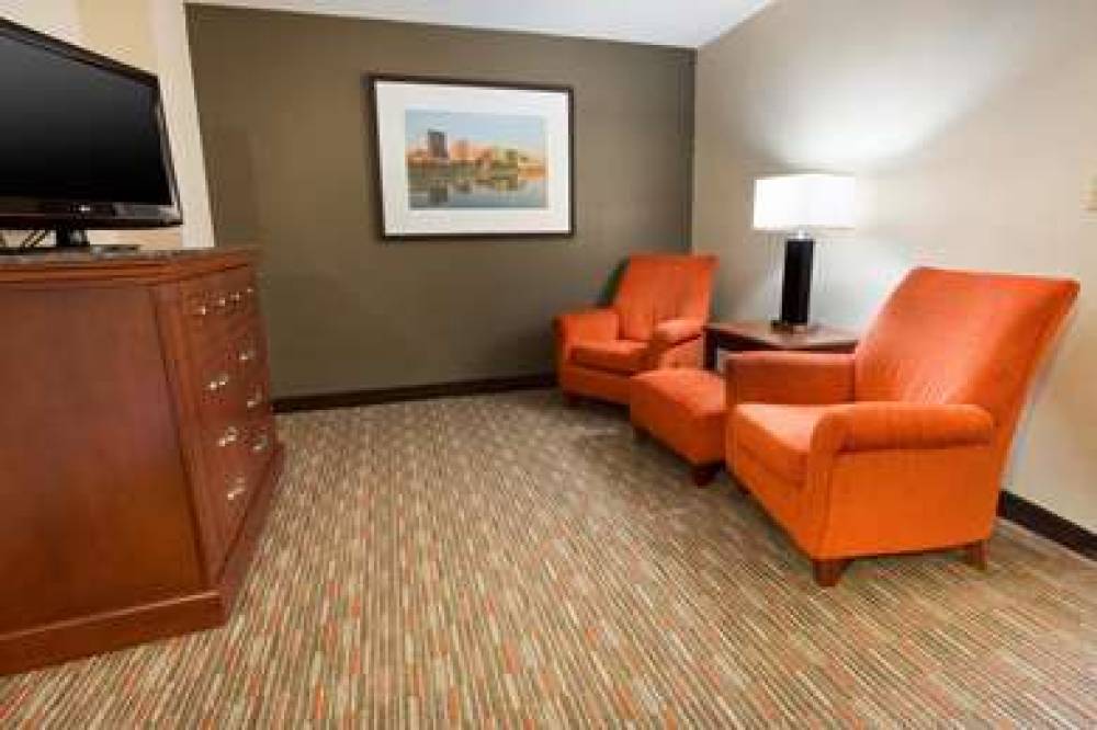 Drury Inn And Suites Dayton North 9