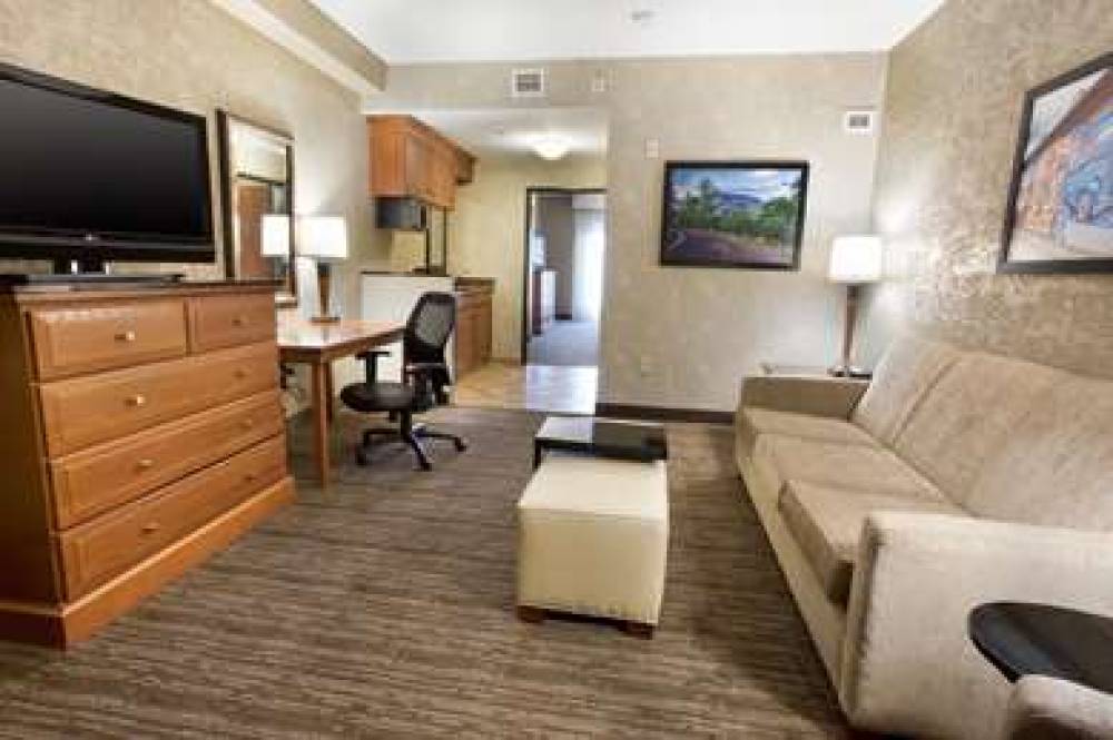 Drury Inn And Suites Flagstaff 7