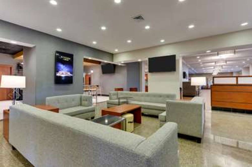 Drury Inn And Suites Orlando 4