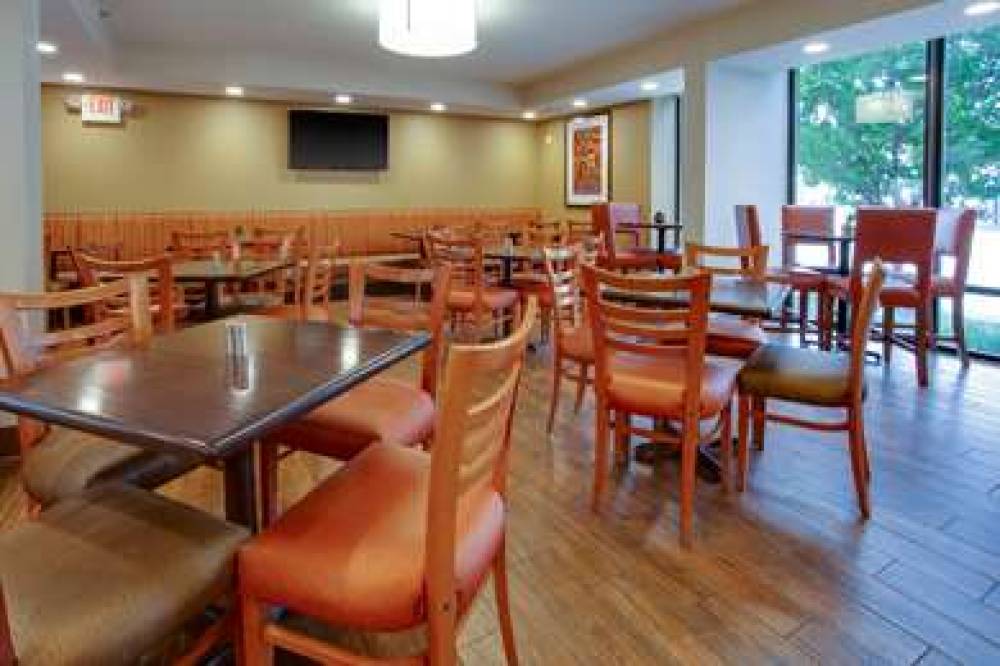 Drury Inn And Suites Terre Haute 7