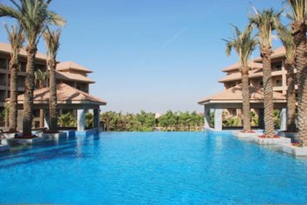 DUSIT THANI LAKEVIEW CAIRO 4