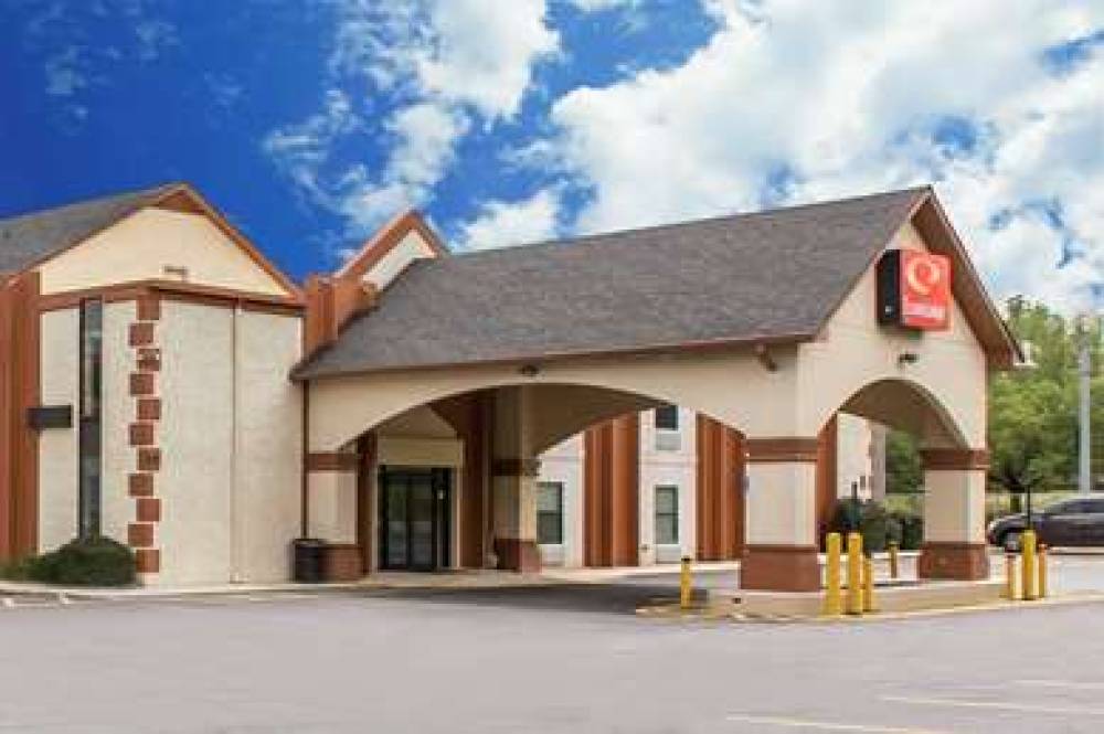 Econo Lodge At Six Flags 1