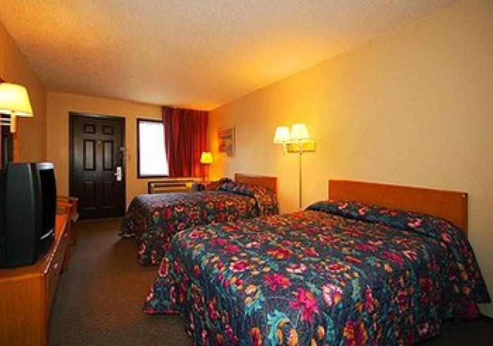 ECONO LODGE BAY CITY 3