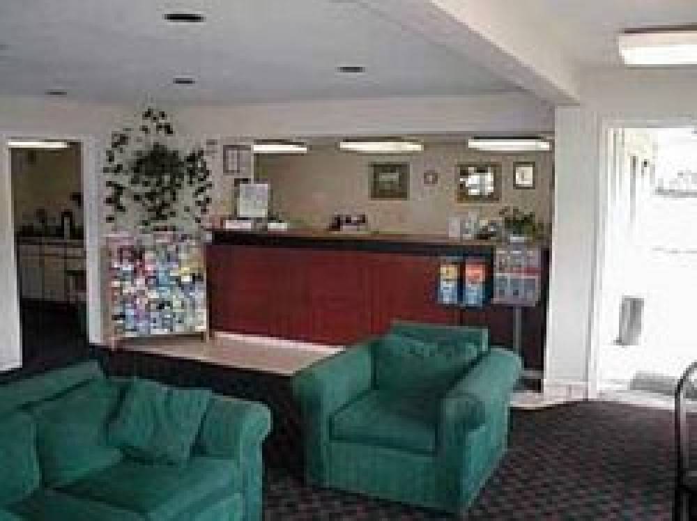 ECONO LODGE CENTRALIA 1