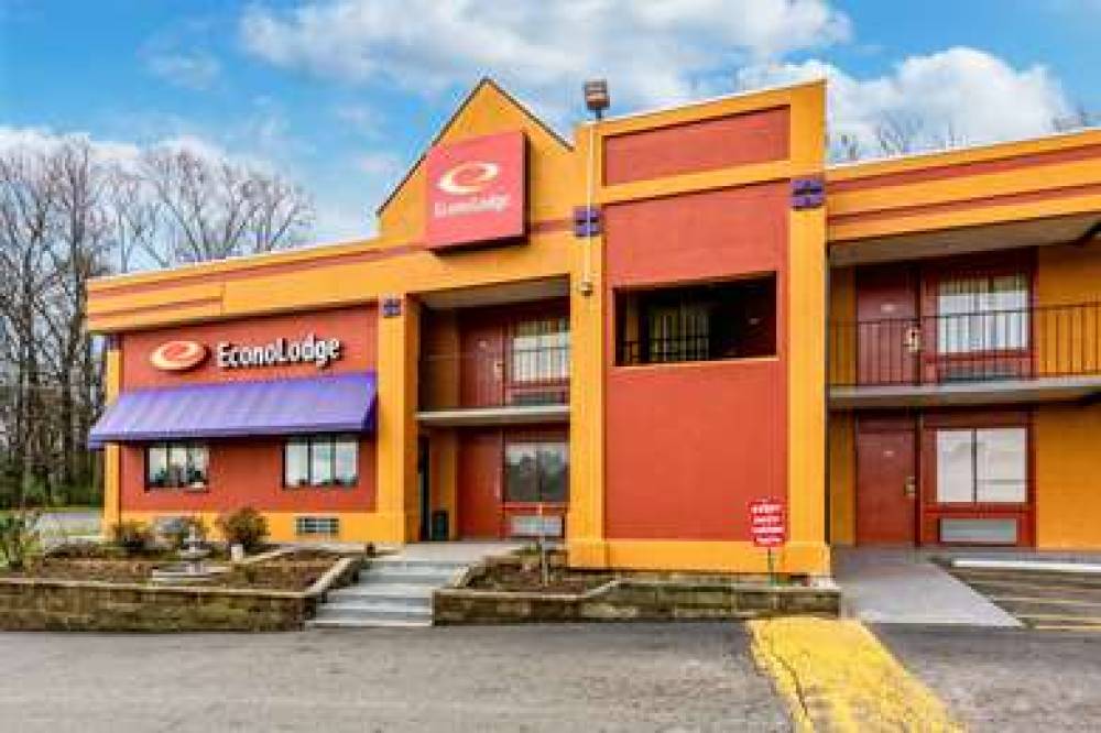 ECONO LODGE CHARLOTTE AIRPORT AREA 3