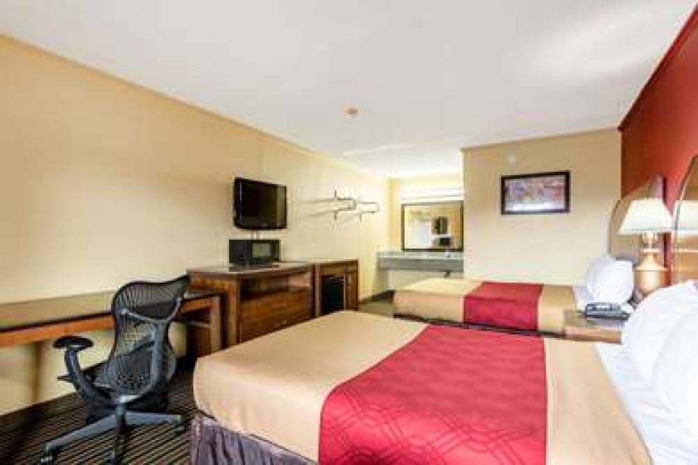 ECONO LODGE CHARLOTTE AIRPORT AREA 10