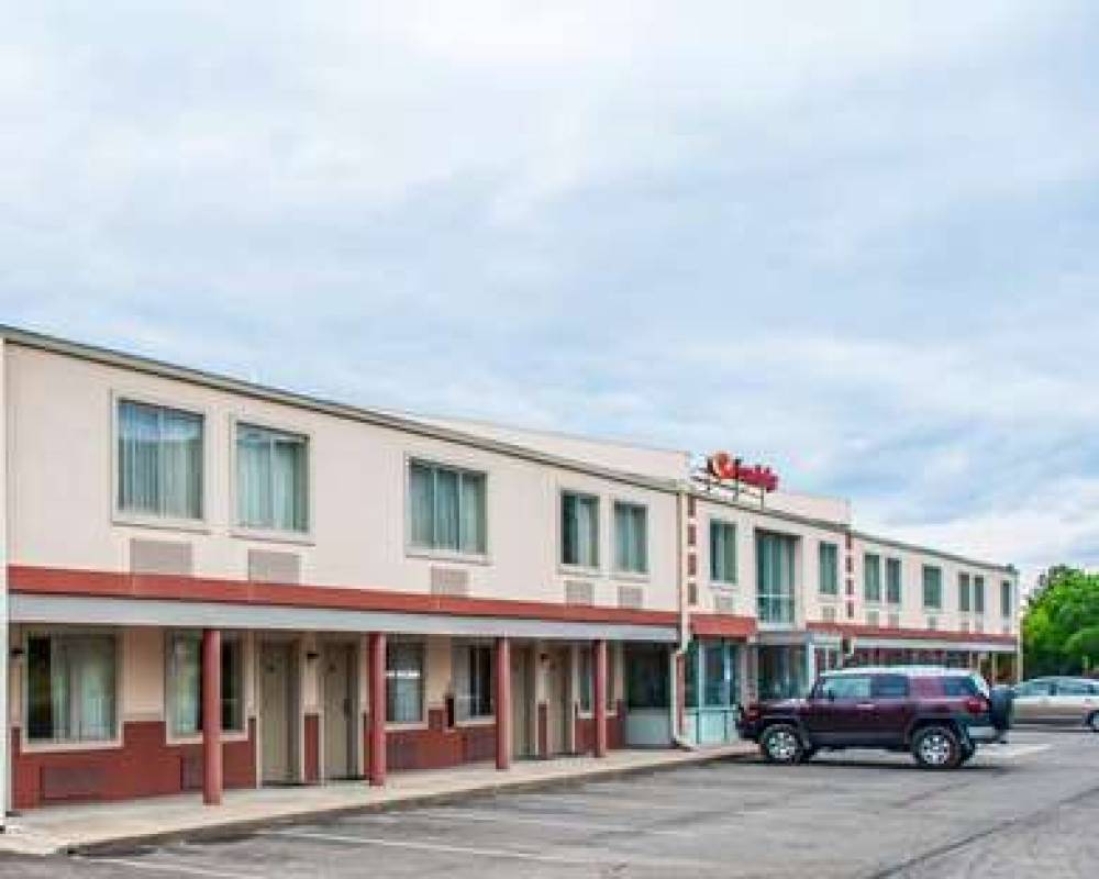 Econo Lodge Elmira-Corning 2