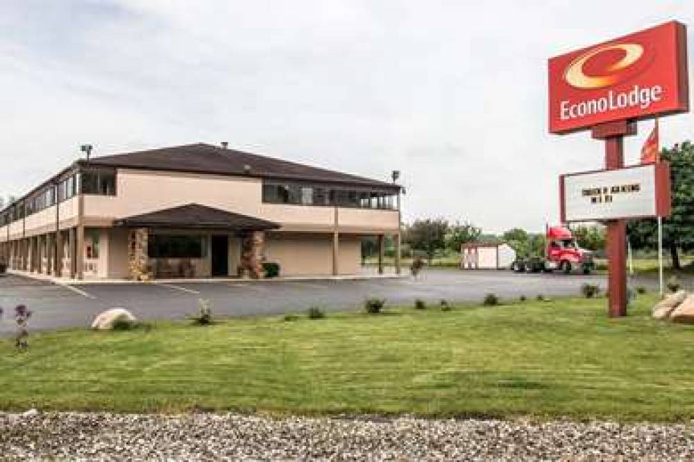 Econo Lodge 2