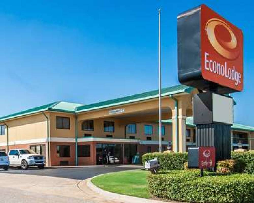 Econo Lodge 2