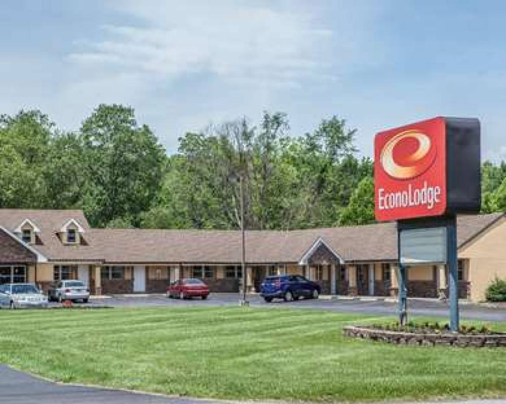 Econo Lodge 2