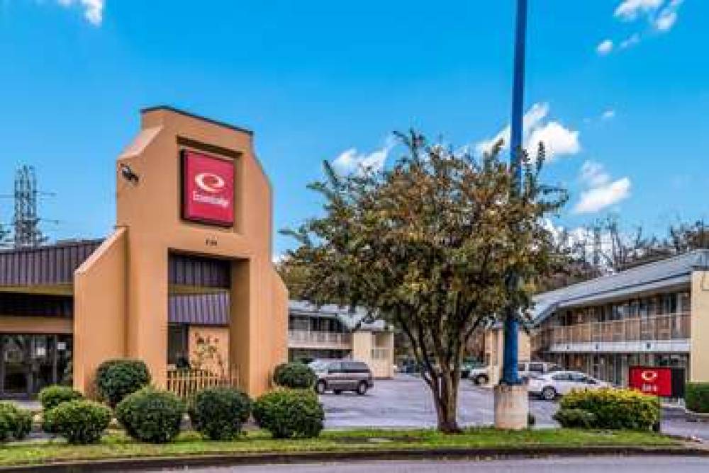 ECONO LODGE 4