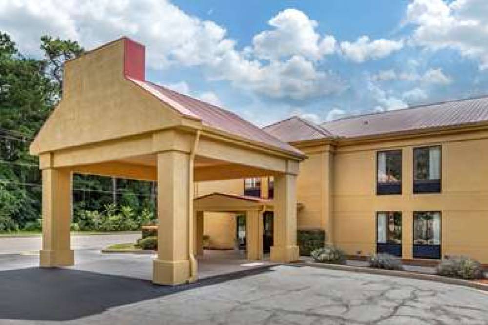 Econo Lodge 2