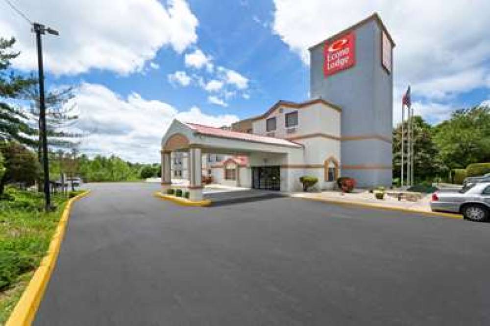 Econo Lodge 1