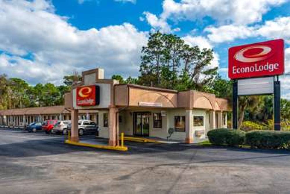 Econo Lodge 4