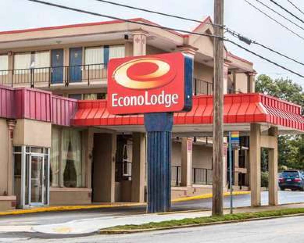 Econo Lodge 1