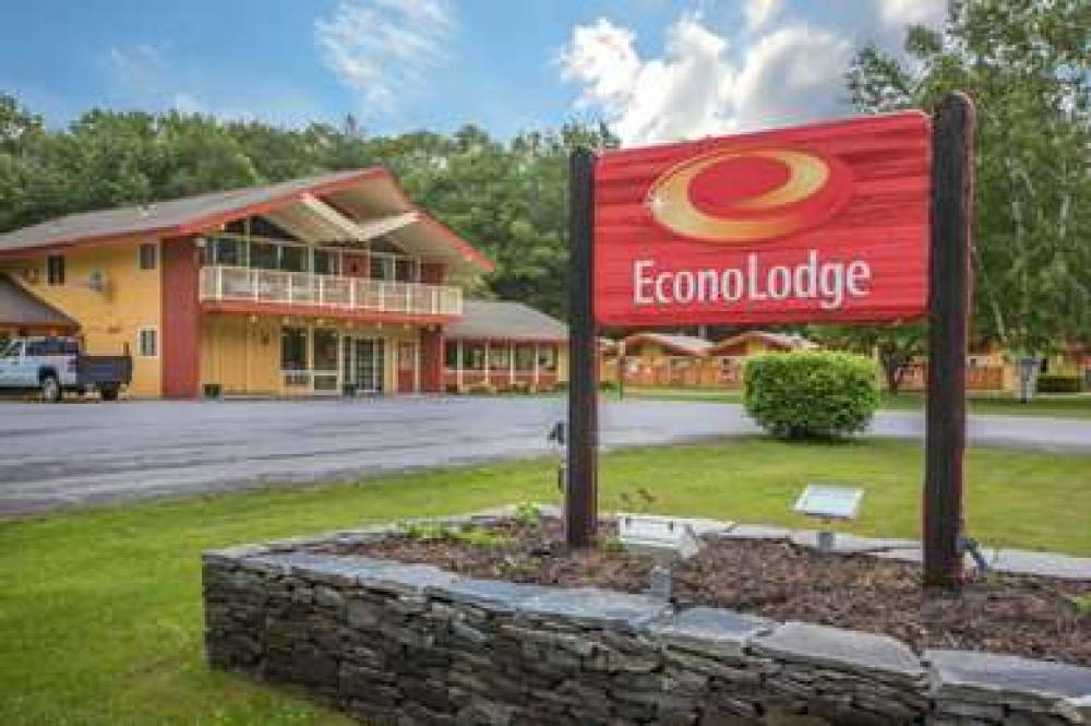 Econo Lodge 1