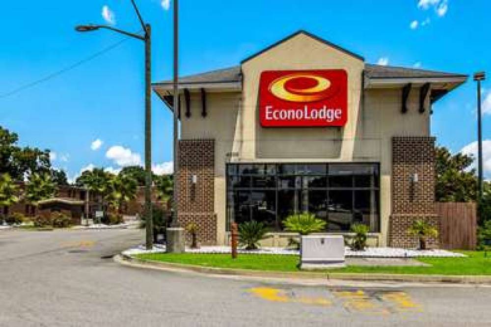 Econo Lodge 1