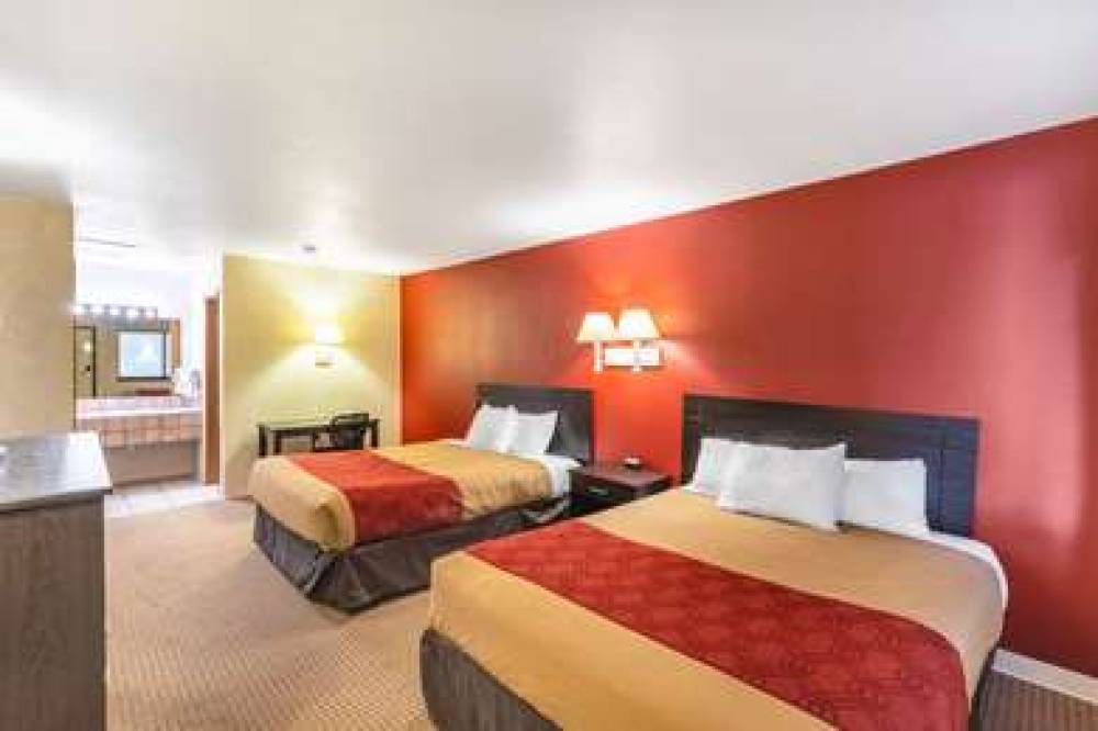 Econo Lodge Fredericksburg 8