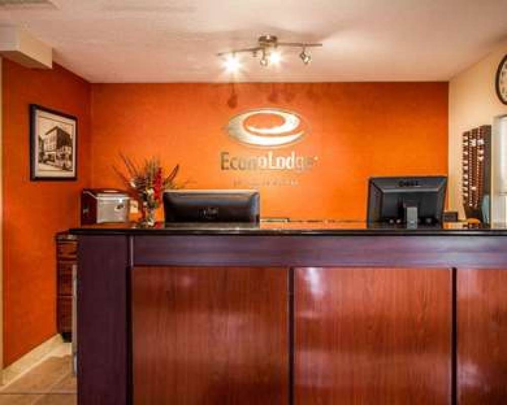 Econo Lodge Freeport - Brunswick Area 5