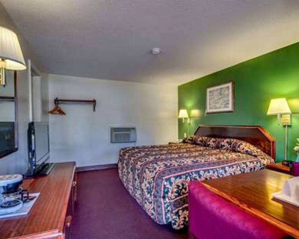 ECONO LODGE GEORGETOWN 8