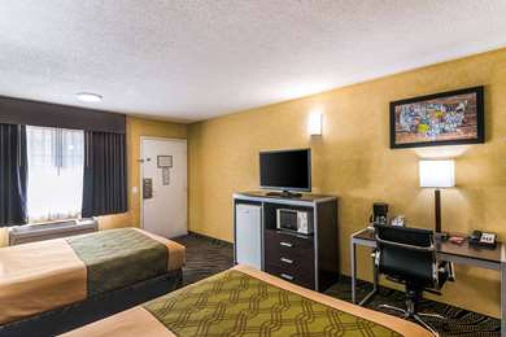 Econo Lodge Hesperia - Victorville I-15 10