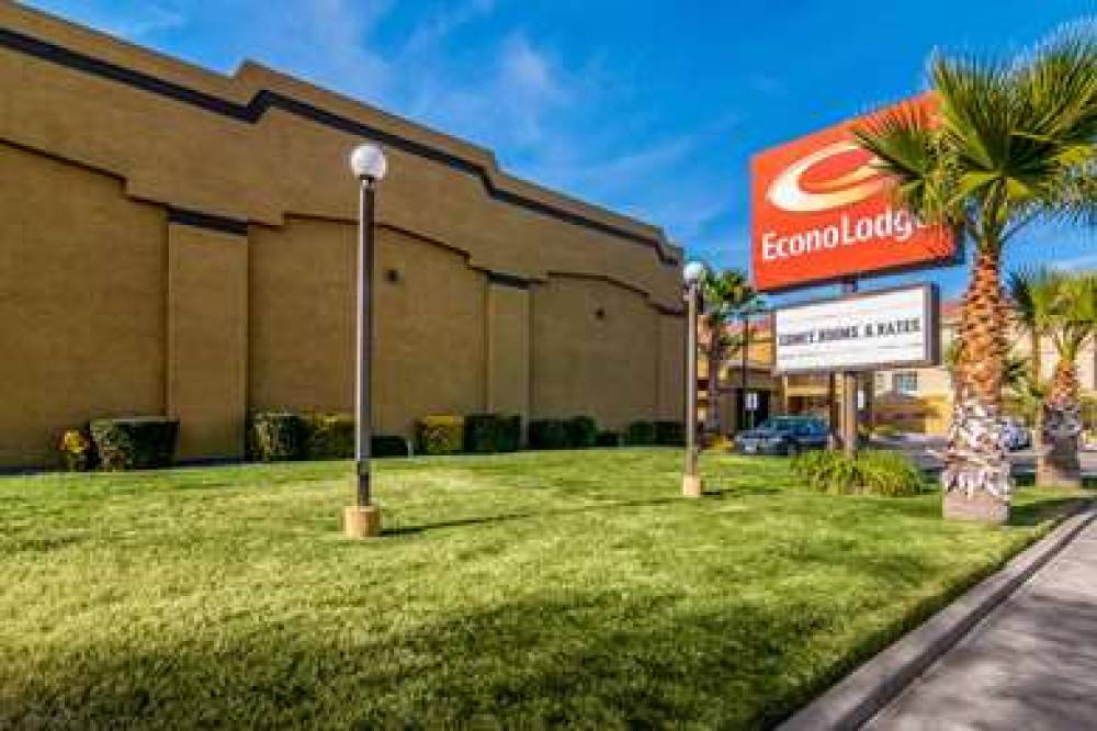 Econo Lodge Hesperia - Victorville I-15 4