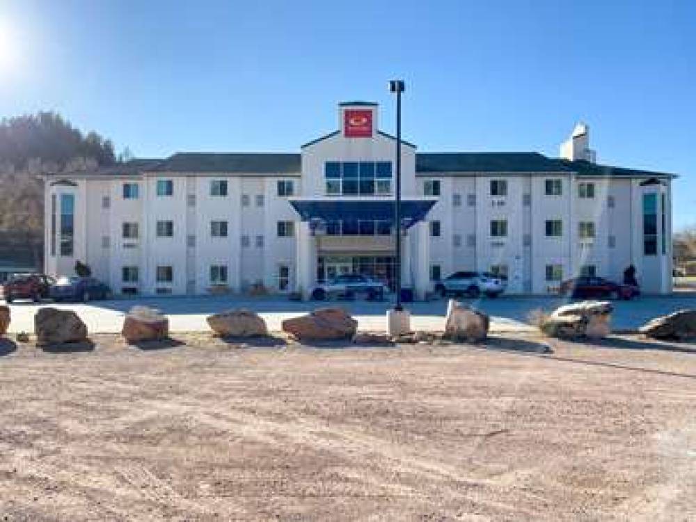 ECONO LODGE HOT SPRINGS 1