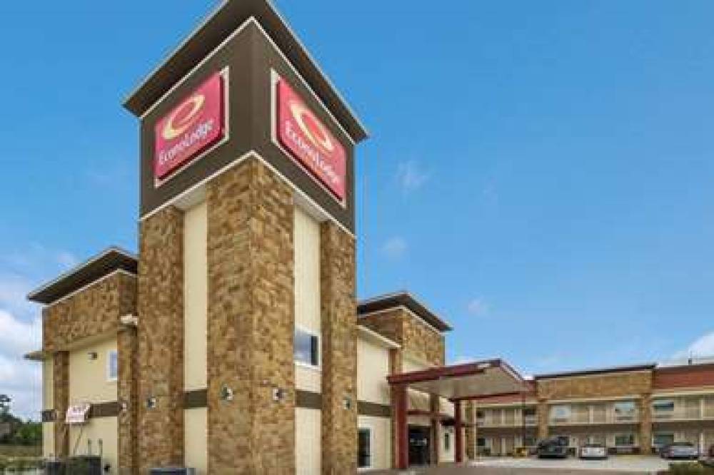 ECONO LODGE INN AND SUITES HUMBLE F 1