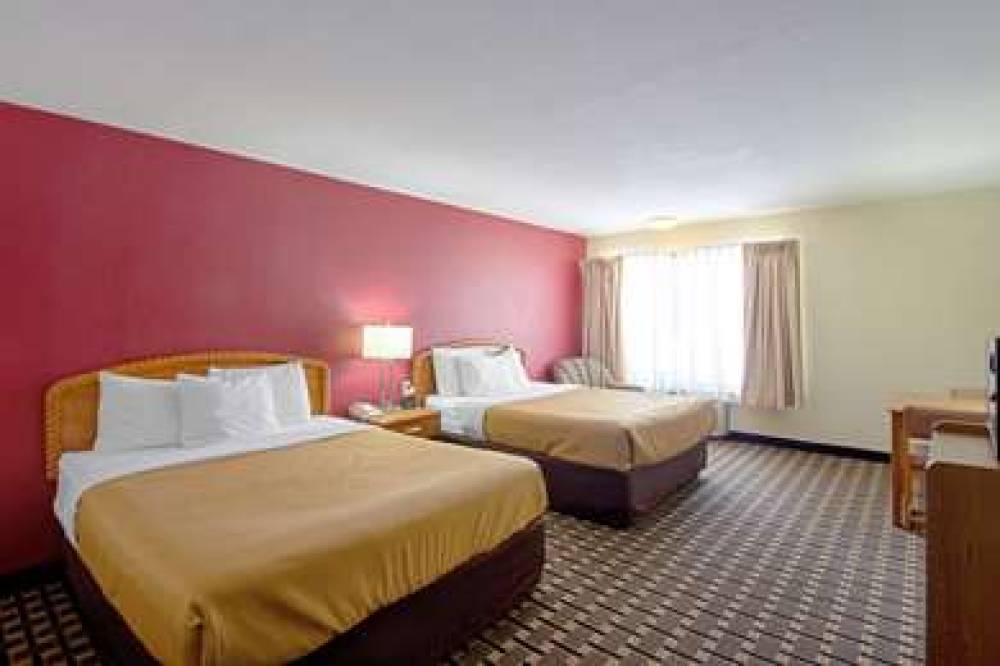 ECONO LODGE INN AND SUITES WISCONSI 7