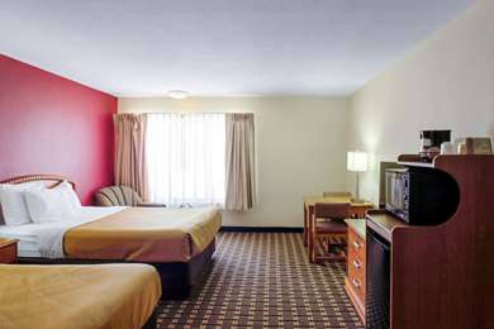 ECONO LODGE INN AND SUITES WISCONSI 9