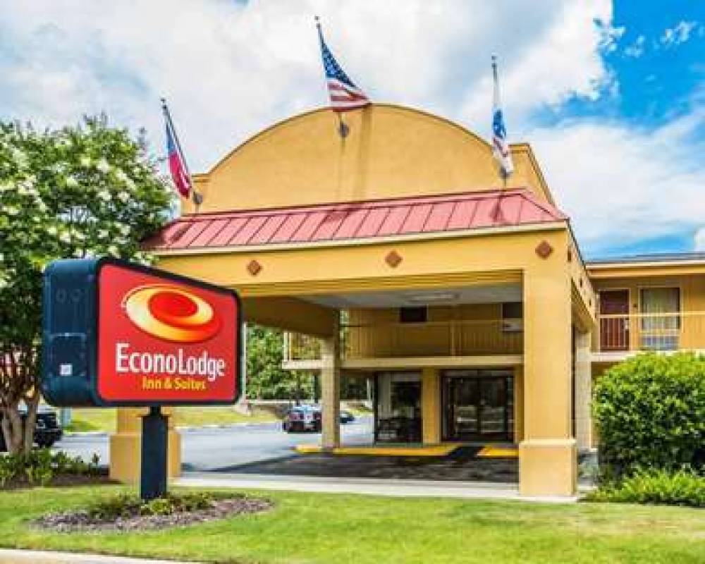 Econo Lodge Inn & Suites At Fort Benning 2