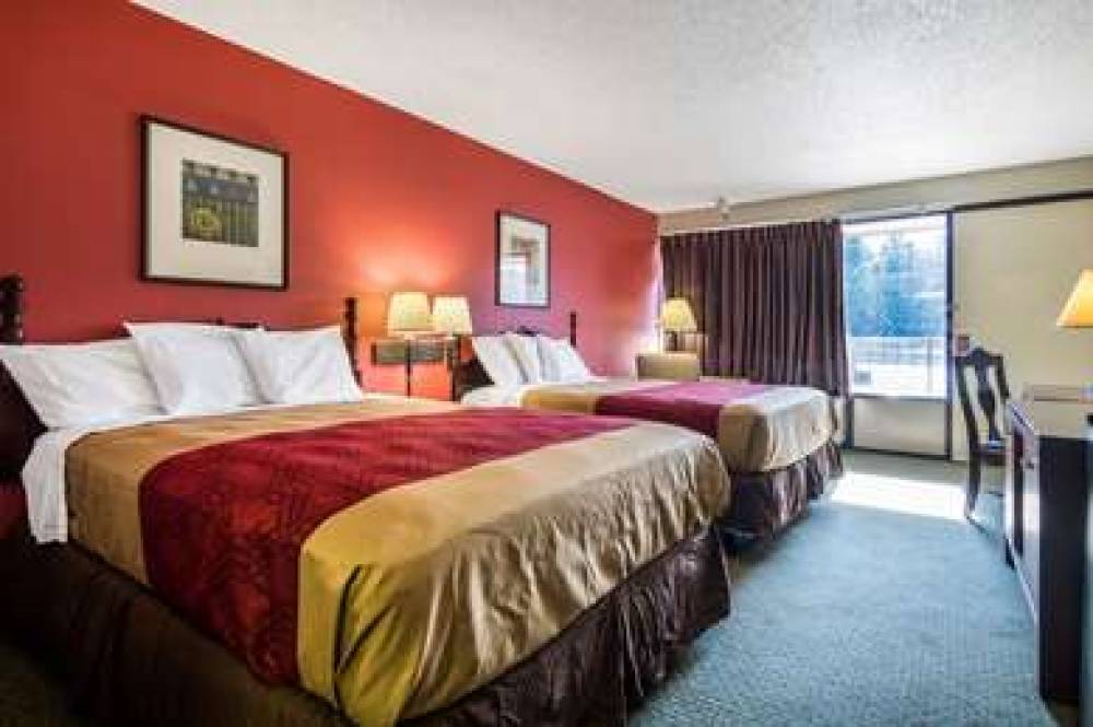 ECONO LODGE INN & SUITES CONFERENCE 9