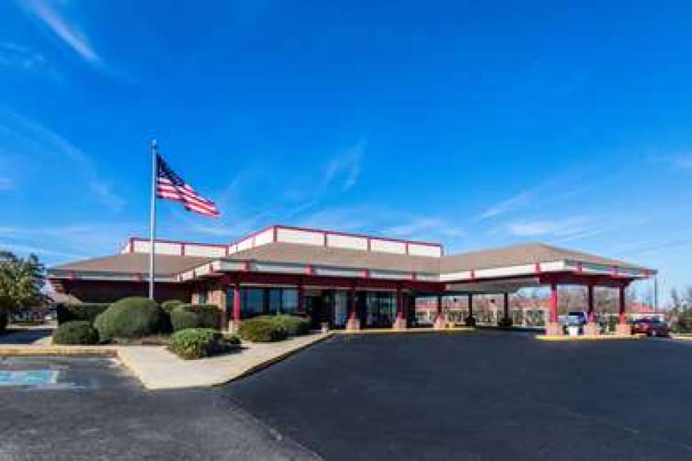 ECONO LODGE INN & SUITES CONFERENCE 1