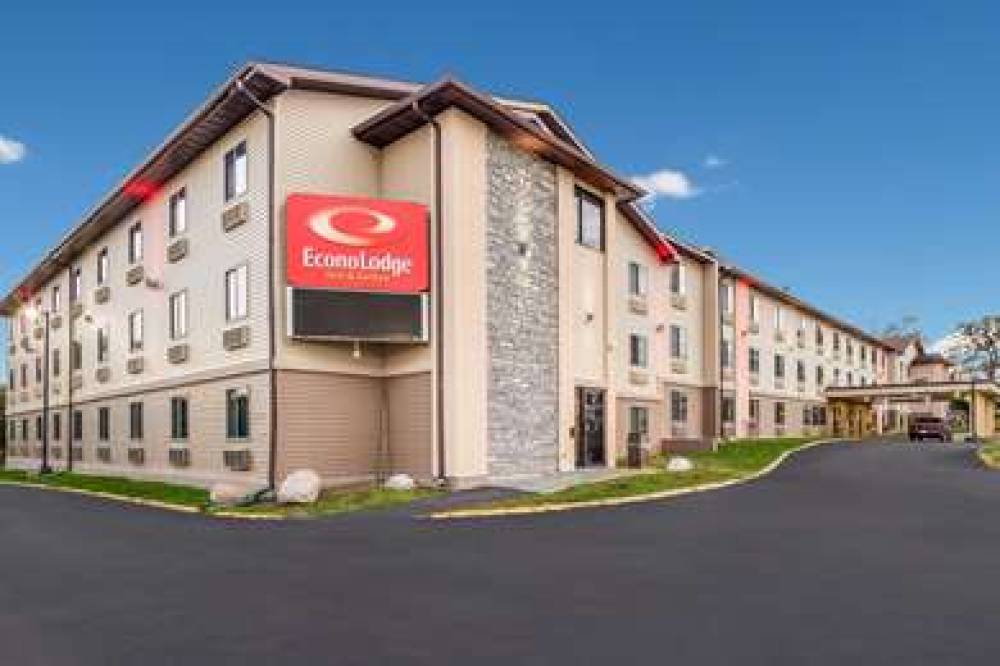 Econo Lodge Inn & Suites Des Moines - Merle Hay Rd 6